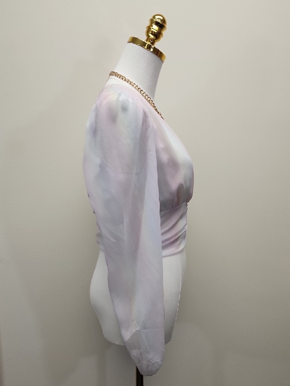Forever 21 Sheer Pastel Blouse Ruched Waist Puff Sleeve V Neck Size Small - Picture 4 of 10